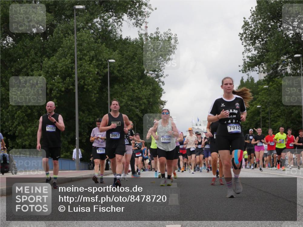 29.06.2025 - hella hamburg halbmarathon Luisa Fischer http://msf.ph/oto/8478720 29.06.2025 10:48:48 Kennedybrücke 12322, 1345, 2007, 10566, 533, 14758, 7912, 15517, 8272, 1774, 2550, 2779, 3993, 5190, 5339, 7699, 7859, 7912, 9536, 10562, 10727 meine-sportfotos.de