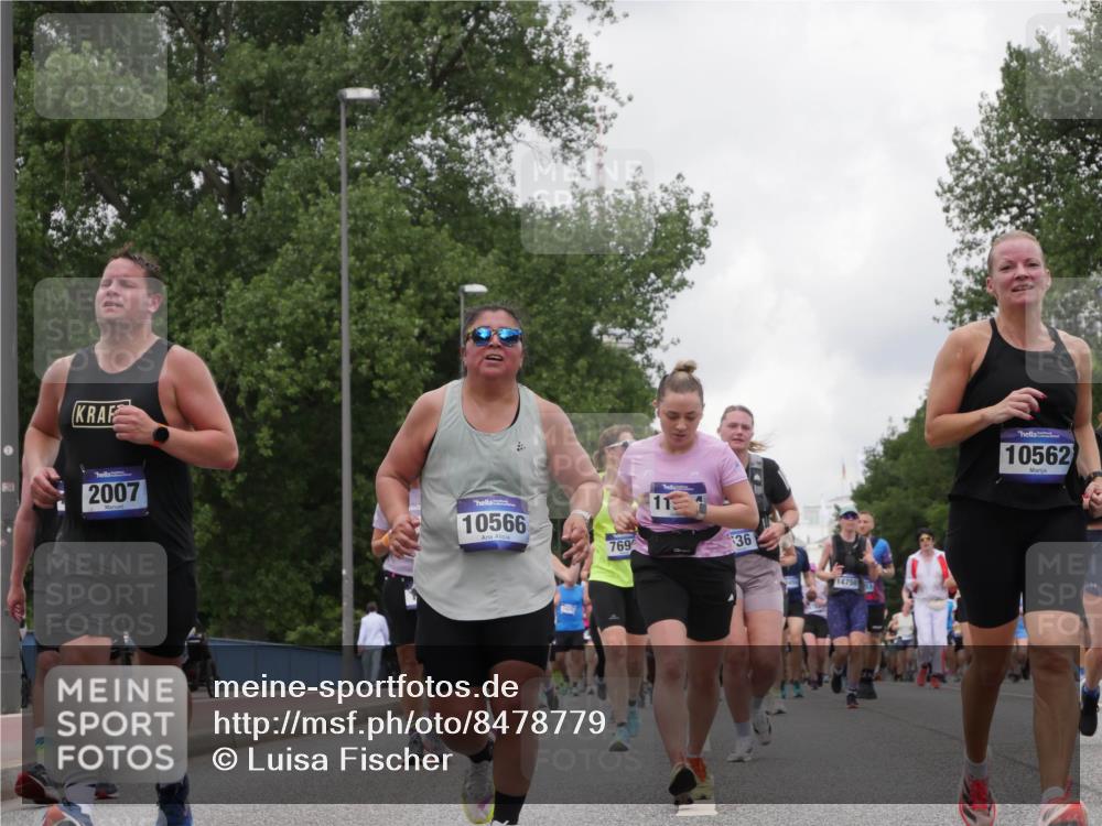 29.06.2025 - hella hamburg halbmarathon Luisa Fischer http://msf.ph/oto/8478779 29.06.2025 10:48:52 Kennedybrücke 2007, 10566, 769, 36, 14758, 10562, 2846, 3879, 3993, 5190, 5339, 7699, 7912, 8272, 8594, 9536, 10562 meine-sportfotos.de