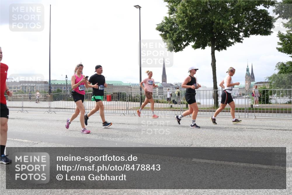 29.06.2025 - hella hamburg halbmarathon Lena Gebhardt http://msf.ph/oto/8478843 29.06.2025 10:33:28 Lombardsbrücke 203, 2054, 11229, 1189, 1275, 1324, 1764, 1995, 2038, 2054, 2085, 2342, 2776, 2838, 2959, 3170, 3341, 3391, 3560, 3812, 3871, 4030, 4096, 4164, 4361, 4433, 4445, 4449, 4650, 4696, 5075, 5096, 5110, 5141, 5180, 5557, 5569, 5581, 5917, 6109, 6773, 6854, 6999, 7653, 7705, 7982, 8021, 8157, 8282, 8595, 8891, 9143, 9234, 9258, 9289, 9438, 9591, 9592, 9750, 9780, 9799, 11229, 11260, 11713, 11811, 11826, 12039, 14305, 14743, 15951 meine-sportfotos.de