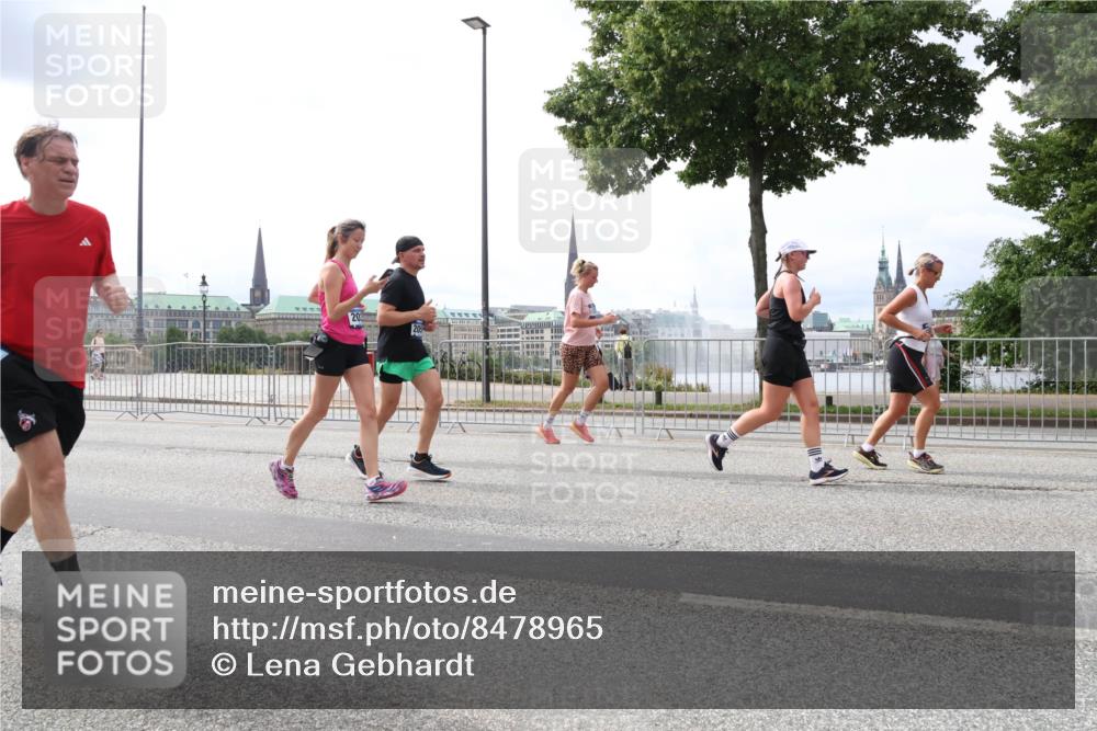 29.06.2025 - hella hamburg halbmarathon Lena Gebhardt http://msf.ph/oto/8478965 29.06.2025 10:33:28 Lombardsbrücke 203, 1189, 1275, 1324, 1764, 1995, 2038, 2054, 2085, 2342, 2776, 2838, 2959, 3170, 3341, 3391, 3560, 3812, 3871, 4030, 4096, 4164, 4361, 4433, 4445, 4449, 4650, 4696, 5075, 5096, 5110, 5141, 5180, 5557, 5569, 5581, 5917, 6109, 6773, 6854, 6999, 7653, 7705, 7982, 8021, 8157, 8282, 8595, 8891, 9143, 9234, 9258, 9289, 9438, 9591, 9592, 9750, 9780, 9799, 11229, 11260, 11713, 11811, 11826, 12039, 14305, 14743, 15951 meine-sportfotos.de