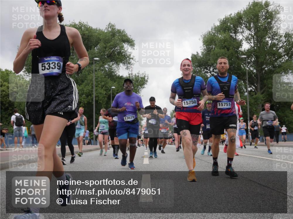 29.06.2025 - hella hamburg halbmarathon Luisa Fischer http://msf.ph/oto/8479051 29.06.2025 10:49:01 Kennedybrücke 5339, 17314, 48, 13629, 12332, 1420, 15750, 15751, 13, 12, 2954, 1085, 2657, 2664, 2846, 2954, 3357, 3377, 3879, 4119, 4820, 5108, 5703, 6763, 8272, 8594 meine-sportfotos.de