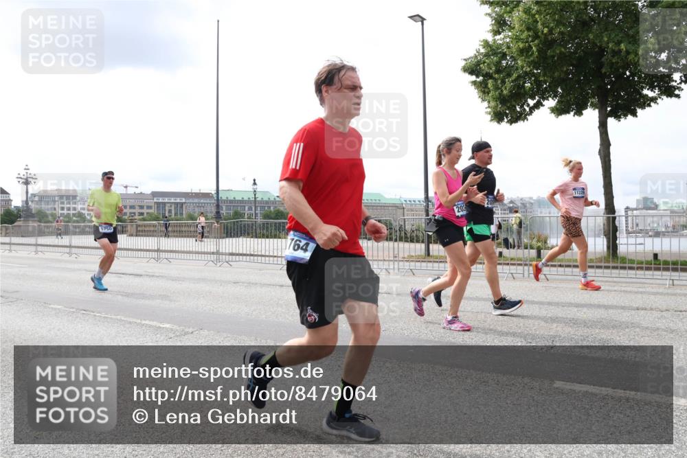 29.06.2025 - hella hamburg halbmarathon Lena Gebhardt http://msf.ph/oto/8479064 29.06.2025 10:33:29 Lombardsbrücke 764, 203, 11229, 1189, 1275, 1324, 1764, 1896, 1995, 2038, 2054, 2085, 2342, 2776, 2838, 2959, 3170, 3341, 3560, 3812, 3871, 4030, 4096, 4164, 4361, 4433, 4445, 4449, 4650, 4696, 5075, 5096, 5141, 5180, 5557, 5569, 5581, 5821, 5822, 5887, 5917, 6109, 6773, 6854, 6999, 7653, 7705, 8021, 8157, 8282, 8595, 8891, 9234, 9258, 9289, 9438, 9591, 9592, 9750, 9780, 9799, 10561, 11229, 11260, 11713, 11811, 11826, 12039, 14305, 14743, 15951 meine-sportfotos.de