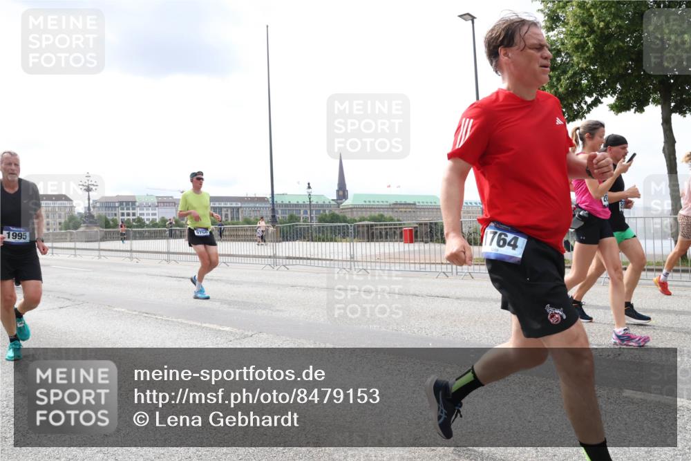 29.06.2025 - hella hamburg halbmarathon Lena Gebhardt http://msf.ph/oto/8479153 29.06.2025 10:33:29 Lombardsbrücke 9750, 1995, 764, 1189, 1275, 1324, 1764, 1896, 1995, 2038, 2054, 2085, 2342, 2776, 2838, 2959, 3170, 3341, 3560, 3812, 3871, 4030, 4096, 4164, 4361, 4433, 4445, 4449, 4650, 4696, 5075, 5096, 5141, 5180, 5557, 5569, 5581, 5821, 5822, 5887, 5917, 6109, 6773, 6854, 6999, 7653, 7705, 8021, 8157, 8282, 8595, 8891, 9234, 9258, 9289, 9438, 9591, 9592, 9750, 9780, 9799, 10561, 11229, 11260, 11713, 11811, 11826, 12039, 14305, 14743, 15951 meine-sportfotos.de