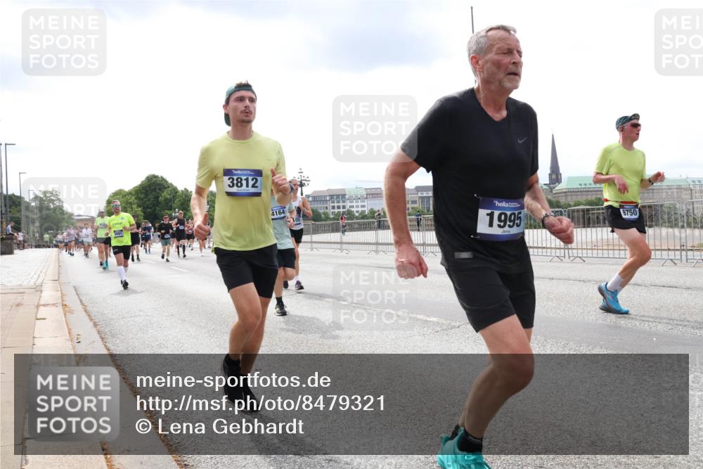 29.06.2025 - hella hamburg halbmarathon Lena Gebhardt http://msf.ph/oto/8479321 29.06.2025 10:33:30 Lombardsbrücke 3812, 4164, 1995, 9750, 1189, 1275, 1324, 1764, 1896, 1995, 2038, 2054, 2085, 2342, 2776, 2838, 3170, 3341, 3560, 3812, 3871, 4030, 4164, 4361, 4433, 4445, 4449, 4650, 4696, 5075, 5096, 5141, 5180, 5557, 5569, 5581, 5821, 5822, 5887, 5917, 6109, 6773, 6854, 6999, 7653, 7705, 8021, 8157, 8282, 8595, 8891, 9234, 9258, 9289, 9438, 9591, 9592, 9750, 9780, 9799, 10561, 11229, 11713, 11811, 11826, 12039, 14305, 14743, 15951 meine-sportfotos.de