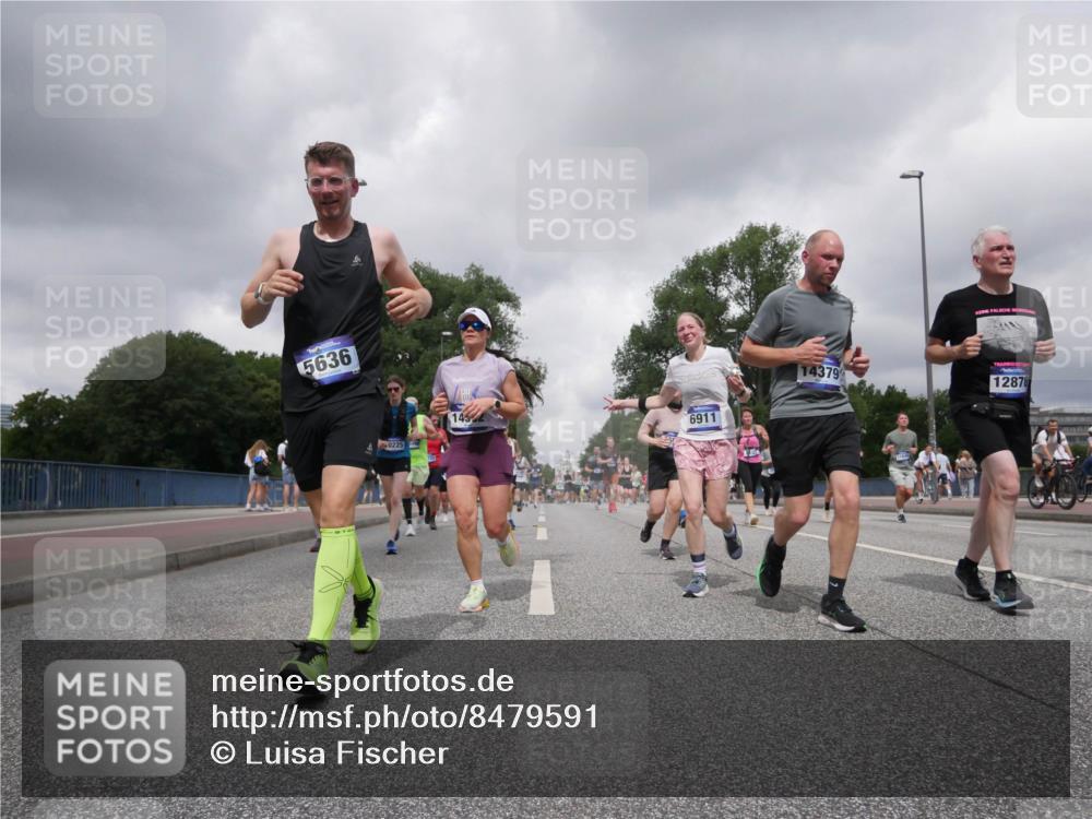 29.06.2025 - hella hamburg halbmarathon Luisa Fischer http://msf.ph/oto/8479591 29.06.2025 10:49:15 Kennedybrücke 5636, 0225, 6911, 14379, 12878, 1060, 1465, 1854, 2217, 2965, 4099, 4102, 5914, 6393, 6788, 6980, 7530, 7983 meine-sportfotos.de