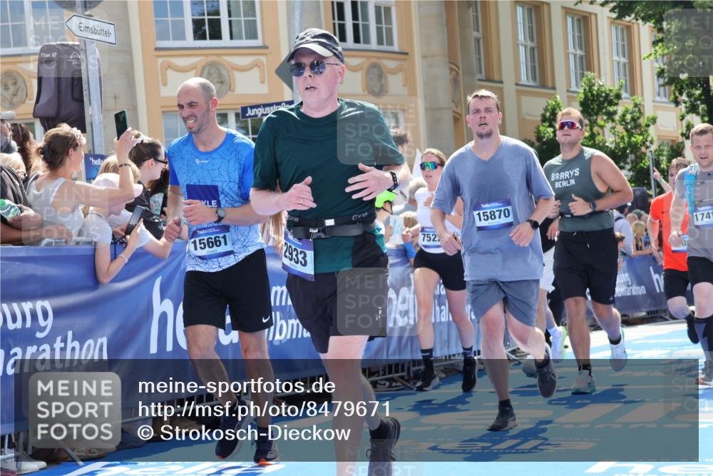 29.06.2025 - hella hamburg halbmarathon Strokosch-Dieckow http://msf.ph/oto/8479671 29.06.2025 11:34:09 Ziel 1518, 2933, 3122, 3511, 5028, 5055, 5495, 5604, 6093, 6821, 7522, 7570, 9573, 9715, 10561, 12184, 12408, 12573, 12755, 12869, 13422, 15004, 15661, 15870, 17053, 17412, 18998, 19006 meine-sportfotos.de