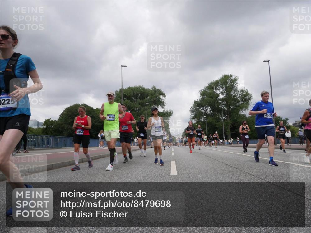 29.06.2025 - hella hamburg halbmarathon Luisa Fischer http://msf.ph/oto/8479698 29.06.2025 10:49:18 Kennedybrücke 0225, 15998, 18084, 11725, 16031, 4099, 1060, 1421, 1426, 1854, 2217, 4099, 4102, 6393, 6788, 6980, 7530, 7983 meine-sportfotos.de