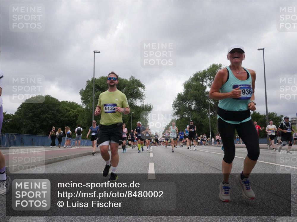 29.06.2025 - hella hamburg halbmarathon Luisa Fischer http://msf.ph/oto/8480002 29.06.2025 10:49:27 Kennedybrücke 6133, 936, 1421, 1426, 1983, 2008, 4223, 4224, 5044, 7303, 7530, 10812 meine-sportfotos.de
