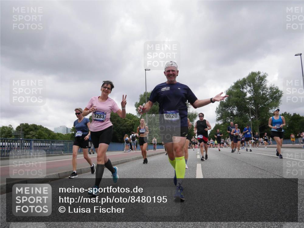 29.06.2025 - hella hamburg halbmarathon Luisa Fischer http://msf.ph/oto/8480195 29.06.2025 10:49:32 Kennedybrücke 0416, 7283, 14232, 9620, 4186, 1695, 1983, 2008, 2398, 2917, 4223, 4224, 5044, 6124, 6161, 7303, 10367, 10812 meine-sportfotos.de