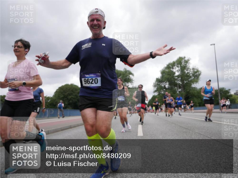 29.06.2025 - hella hamburg halbmarathon Luisa Fischer http://msf.ph/oto/8480209 29.06.2025 10:49:32 Kennedybrücke 9620, 17334, 1695, 1983, 2008, 2398, 2917, 4223, 4224, 5044, 6124, 6161, 7303, 10367, 10812 meine-sportfotos.de