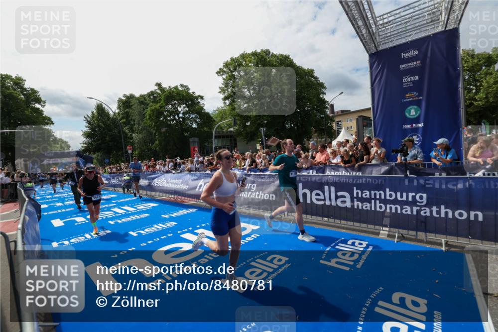 29.06.2025 - hella hamburg halbmarathon Zöllner http://msf.ph/oto/8480781 29.06.2025 11:29:54 Ziel 3421, 4378, 5798, 6956, 7162, 10653, 10710, 11168, 13842, 15847, 18369 meine-sportfotos.de