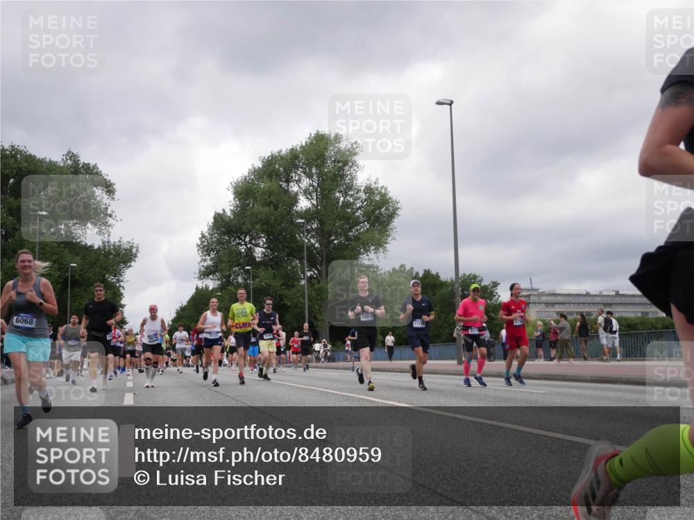 29.06.2025 - hella hamburg halbmarathon Luisa Fischer http://msf.ph/oto/8480959 29.06.2025 10:49:56 Kennedybrücke 6068, 2423, 18214, 18950, 1319, 5769, 1033, 1104, 1429, 2423, 2773, 2813, 3410, 3896, 4306, 4317, 4448, 5635, 5769, 5770, 6392, 8010, 8486, 9120, 9121, 9337, 9426, 9774, 10329 meine-sportfotos.de