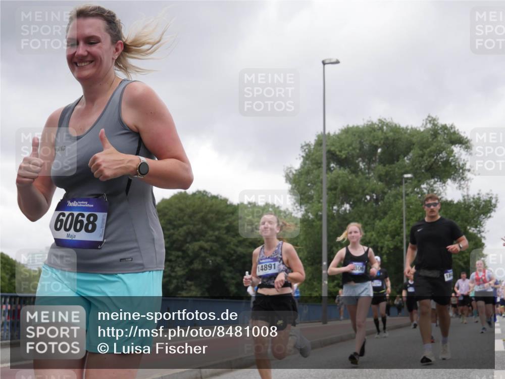 29.06.2025 - hella hamburg halbmarathon Luisa Fischer http://msf.ph/oto/8481008 29.06.2025 10:49:58 Kennedybrücke 6068, 14891, 806, 1100, 1104, 1429, 2423, 2813, 3410, 3896, 4104, 4306, 4448, 5635, 5769, 5770, 5854, 5892, 6392, 8010, 8047, 8486, 8706, 9120, 9121, 9337, 9426, 9774 meine-sportfotos.de