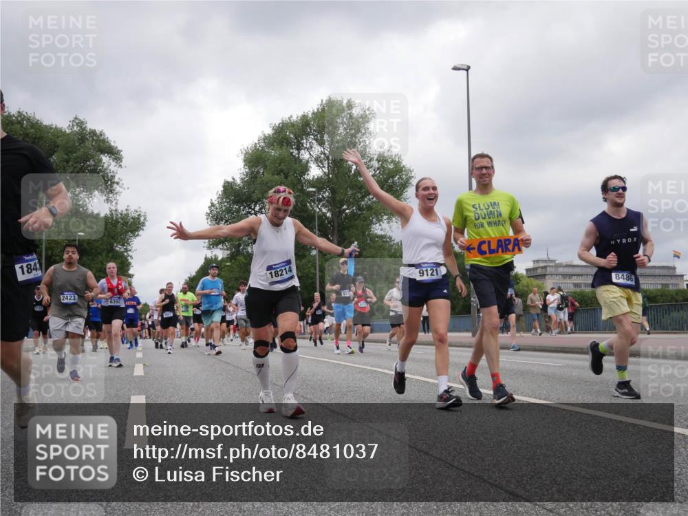 29.06.2025 - hella hamburg halbmarathon Luisa Fischer http://msf.ph/oto/8481037 29.06.2025 10:49:59 Kennedybrücke 184, 2423, 6392, 18214, 9331, 9121, 8486, 1100, 1104, 2423, 2813, 3410, 3896, 4104, 4306, 4448, 5635, 5769, 5770, 5854, 5892, 6392, 6623, 8010, 8047, 8486, 8706, 9120, 9121, 9337, 9426, 9774, 9949 meine-sportfotos.de
