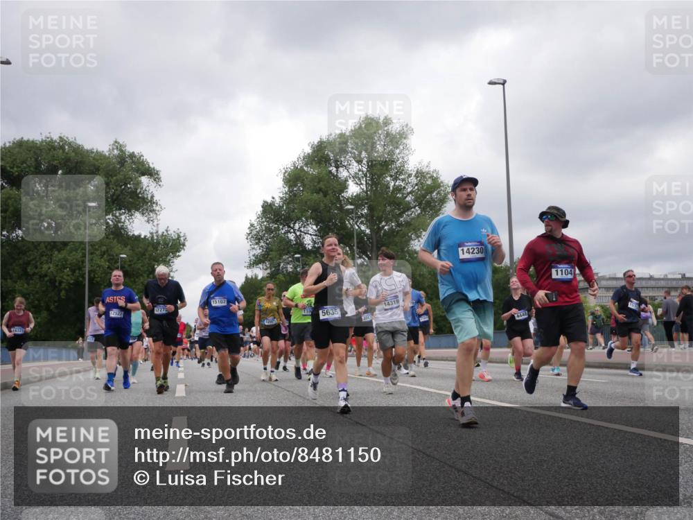 29.06.2025 - hella hamburg halbmarathon Luisa Fischer http://msf.ph/oto/8481150 29.06.2025 10:50:04 Kennedybrücke 16321, 12522, 15107, 17273, 14230, 1104, 110, 12003, 5635, 14319, 8047, 4448, 1004, 1100, 1104, 2662, 2665, 2697, 3896, 4104, 4448, 4483, 5635, 5854, 5892, 6392, 6623, 7073, 7268, 7374, 8010, 8047, 8706, 9337, 9426, 9774, 9949 meine-sportfotos.de