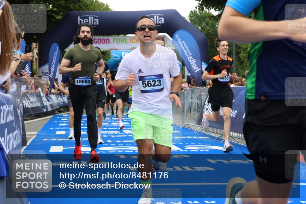 29.06.2025 - hella hamburg halbmarathon Strokosch-Dieckow http://msf.ph/oto/8481176 29.06.2025 10:45:35 Ziel 2138, 2415, 5623, 6071, 6711, 6831, 8374, 8668, 11291, 11495, 12154, 14062, 14764, 15666, 16725, 17332, 17674, 18862, 18878 meine-sportfotos.de