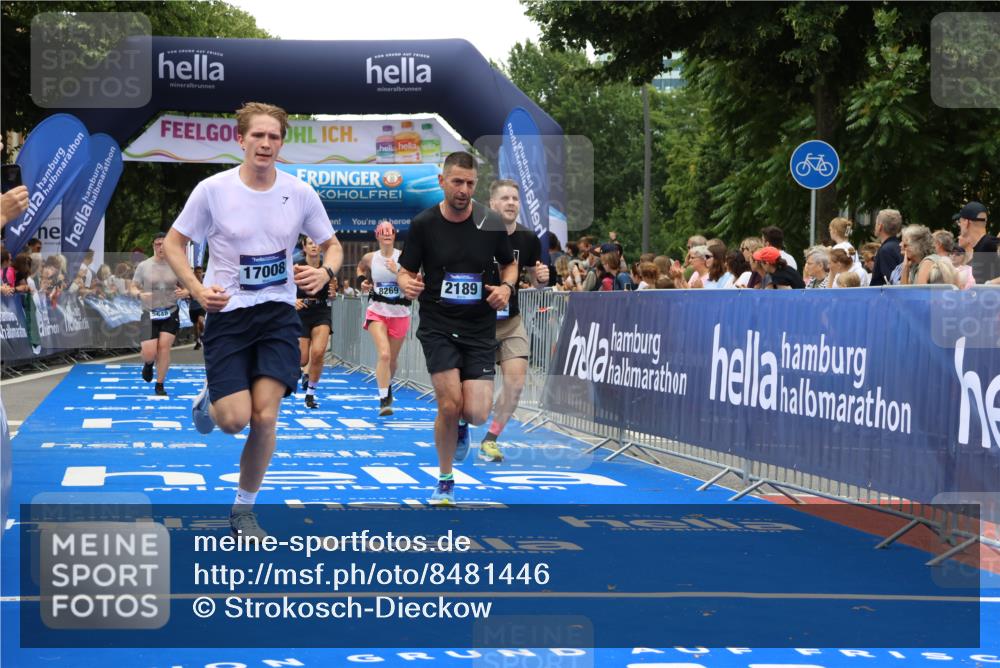 29.06.2025 - hella hamburg halbmarathon Strokosch-Dieckow http://msf.ph/oto/8481446 29.06.2025 10:45:59 Ziel 2189, 4277, 5648, 6460, 6532, 8269, 8577, 8871, 9585, 10792, 11821, 11936, 12084, 12269, 13630, 14462, 14804, 14911, 15149, 17008, 18081, 18185, 18702, 19116 meine-sportfotos.de