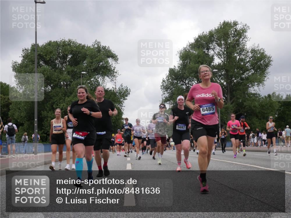 29.06.2025 - hella hamburg halbmarathon Luisa Fischer http://msf.ph/oto/8481636 29.06.2025 10:50:20 Kennedybrücke 1703, 10514, 12538, 5697, 6485, 6740, 1371, 1375, 1608, 1837, 1961, 2162, 2327, 2537, 3339, 3406, 3407, 5697, 6485, 6740, 6995, 7430, 7431, 7960, 8131, 8541, 8967, 9557, 10514, 10515, 10591 meine-sportfotos.de