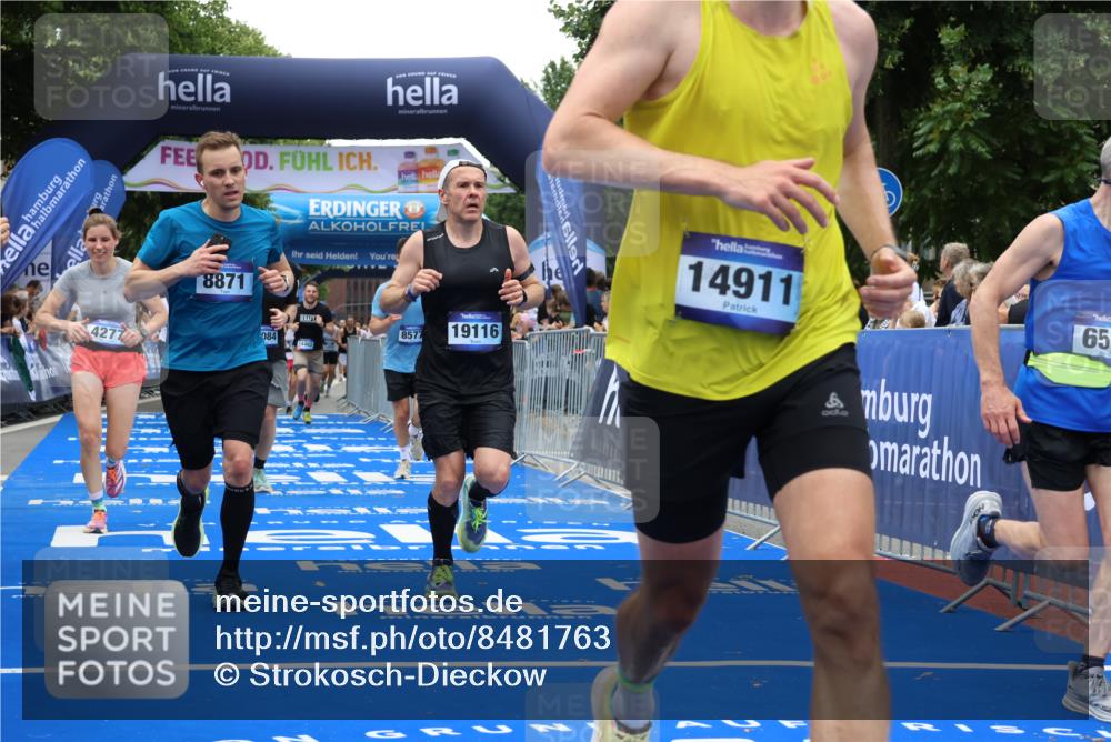 29.06.2025 - hella hamburg halbmarathon Strokosch-Dieckow http://msf.ph/oto/8481763 29.06.2025 10:45:55 Ziel 2189, 3477, 4277, 4345, 5648, 6532, 7385, 8269, 8577, 8871, 10792, 11821, 11936, 12084, 12269, 14462, 14911, 15149, 16624, 17008, 18081, 18185, 19116 meine-sportfotos.de