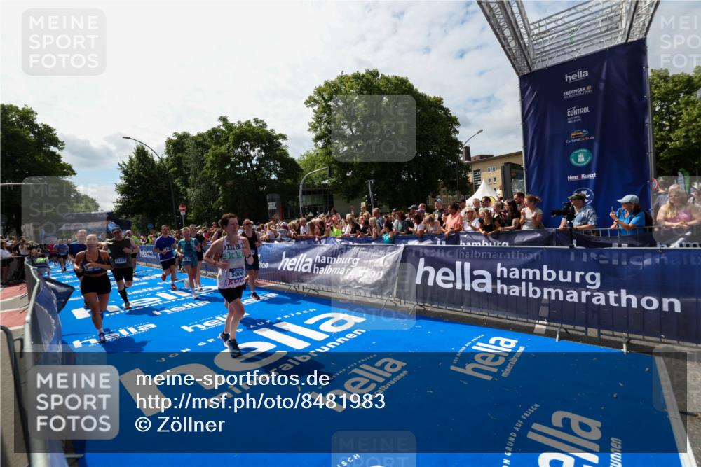 29.06.2025 - hella hamburg halbmarathon Zöllner http://msf.ph/oto/8481983 29.06.2025 11:30:28 Ziel 5783, 5806, 6444, 6570, 8031, 8221, 8855, 9183, 9188, 11111, 14644, 14649, 14788, 14888, 15155, 15983, 17714, 18883 meine-sportfotos.de
