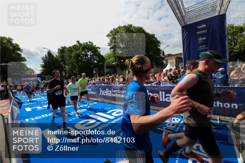 29.06.2025 - hella hamburg halbmarathon Zöllner http://msf.ph/oto/8482103 29.06.2025 11:30:31 Ziel 1235, 3341, 4580, 5783, 6444, 6570, 8031, 8221, 8595, 8855, 9183, 9188, 9289, 11111, 11672, 14644, 14649, 14788, 14888, 15155, 15983, 16659, 17043, 17714, 18097, 18390, 18860, 18883 meine-sportfotos.de