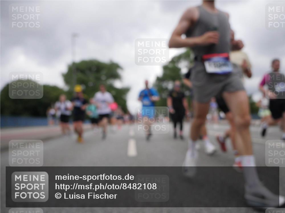 29.06.2025 - hella hamburg halbmarathon Luisa Fischer http://msf.ph/oto/8482108 29.06.2025 10:50:33 Kennedybrücke 1555, 1593, 2556, 2981, 3277, 3823, 4325, 5895, 7827, 8131, 8541, 9092, 10511 meine-sportfotos.de