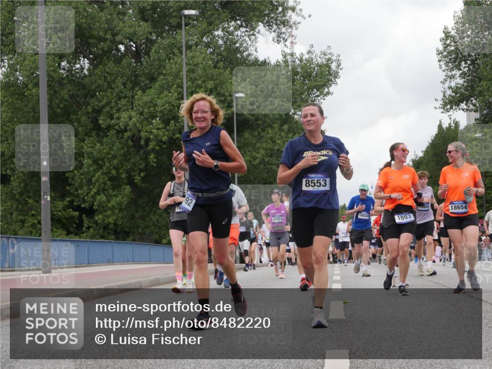 29.06.2025 - hella hamburg halbmarathon Luisa Fischer http://msf.ph/oto/8482220 29.06.2025 10:50:39 Kennedybrücke 92, 10, 9743, 8553, 18924, 1593, 16684, 18654, 1555, 1593, 2500, 2981, 4342, 5700, 5895, 9092, 9743, 10511 meine-sportfotos.de
