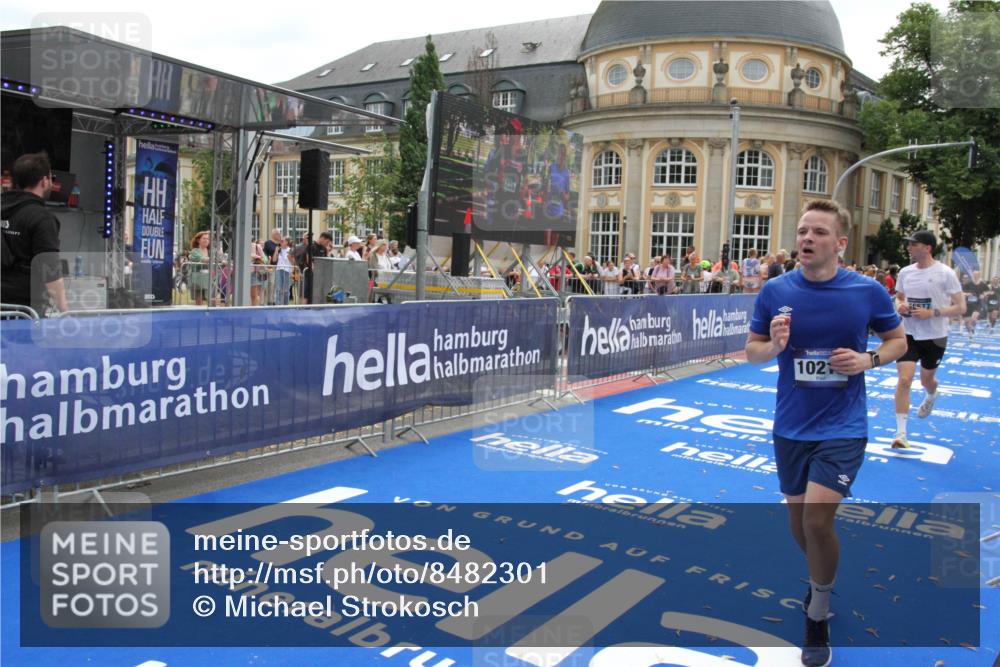 29.06.2025 - hella hamburg halbmarathon Michael Strokosch http://msf.ph/oto/8482301 29.06.2025 10:42:12 Ziel 1441, 5682, 7765, 10216, 12098, 16626, 16677, 17363, 18772, 18802 meine-sportfotos.de