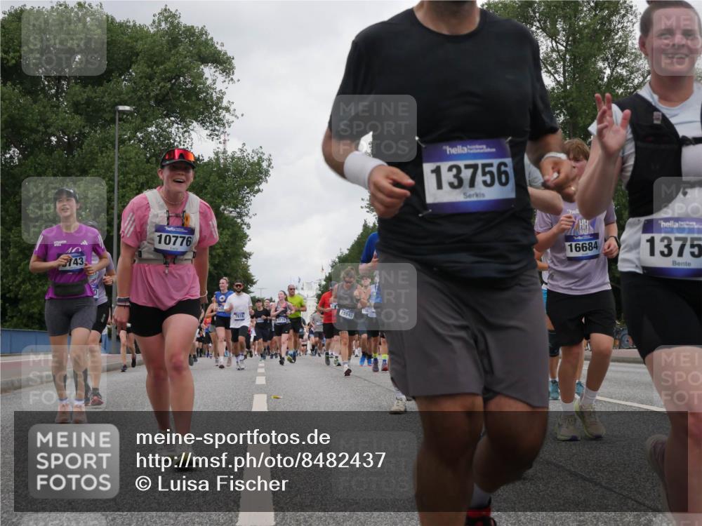 29.06.2025 - hella hamburg halbmarathon Luisa Fischer http://msf.ph/oto/8482437 29.06.2025 10:50:44 Kennedybrücke 10, 143, 10776, 138, 15543, 7916, 13756, 16684, 1375, 1593, 2211, 2500, 2981, 4342, 5700, 9743, 9758 meine-sportfotos.de