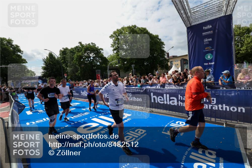 29.06.2025 - hella hamburg halbmarathon Zöllner http://msf.ph/oto/8482512 29.06.2025 11:30:44 Ziel 1395, 2838, 3358, 3430, 4289, 5147, 5406, 6243, 6478, 6999, 8717, 9694, 9701, 9927, 14610, 14611, 16558, 17312, 17344, 18158, 18766 meine-sportfotos.de