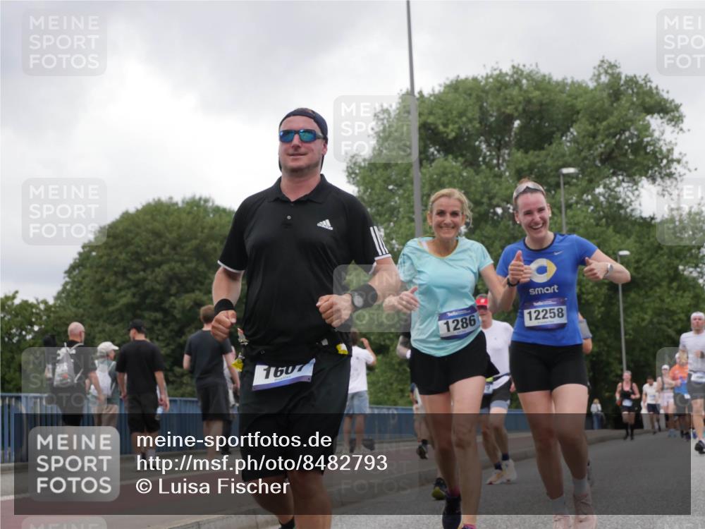 29.06.2025 - hella hamburg halbmarathon Luisa Fischer http://msf.ph/oto/8482793 29.06.2025 10:50:52 Kennedybrücke 1286, 1607, 12258, 1073, 1618, 2211, 2320, 2491, 7240, 8105, 8158, 9758 meine-sportfotos.de