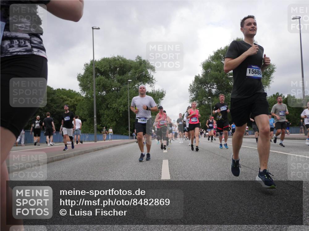 29.06.2025 - hella hamburg halbmarathon Luisa Fischer http://msf.ph/oto/8482869 29.06.2025 10:50:56 Kennedybrücke 4604, 18147, 19062, 6496, 1185, 15688, 1073, 1618, 2211, 2320, 2491, 3679, 4239, 7240, 8105, 8158, 8270, 9758, 10658 meine-sportfotos.de