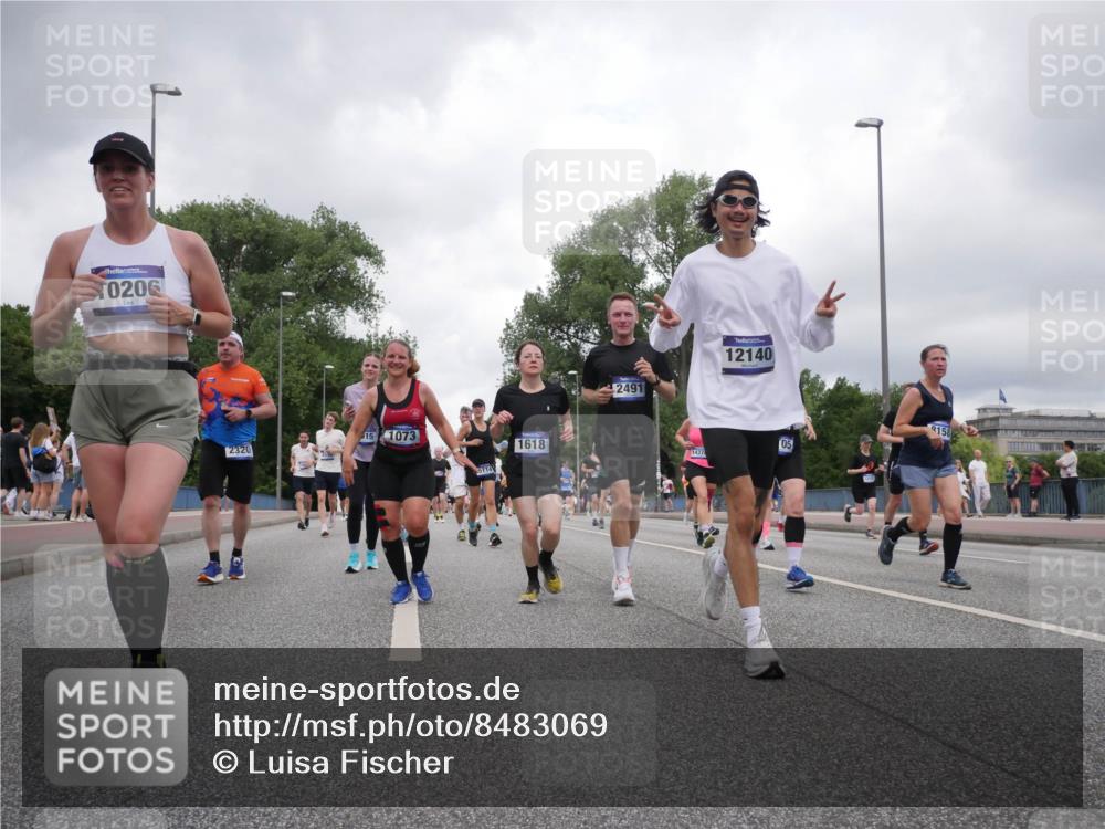 29.06.2025 - hella hamburg halbmarathon Luisa Fischer http://msf.ph/oto/8483069 29.06.2025 10:51:00 Kennedybrücke 0206, 15, 1073, 2320, 1618, 5114, 2491, 12140, 1437, 05, 158, 1073, 1430, 1523, 1618, 2320, 2491, 3679, 4239, 5796, 7240, 8105, 8158, 8270, 10658 meine-sportfotos.de