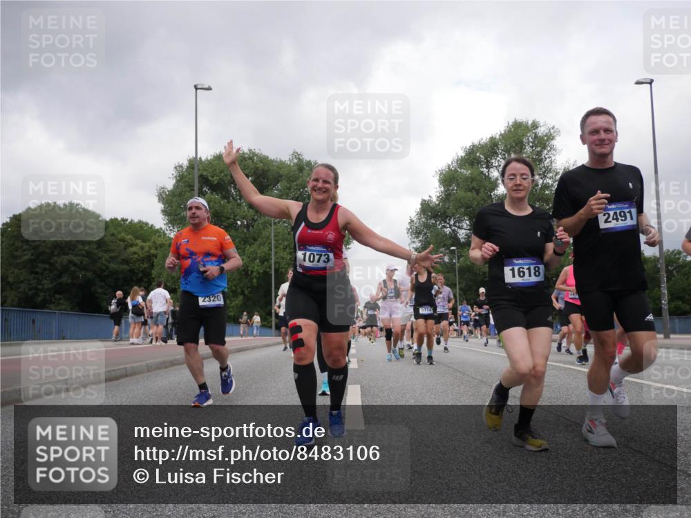 29.06.2025 - hella hamburg halbmarathon Luisa Fischer http://msf.ph/oto/8483106 29.06.2025 10:51:01 Kennedybrücke 2320, 1073, 5114, 1618, 145, 2491, 1073, 1430, 1523, 1618, 2320, 2491, 3679, 4239, 5796, 7240, 8105, 8158, 8270, 10658 meine-sportfotos.de