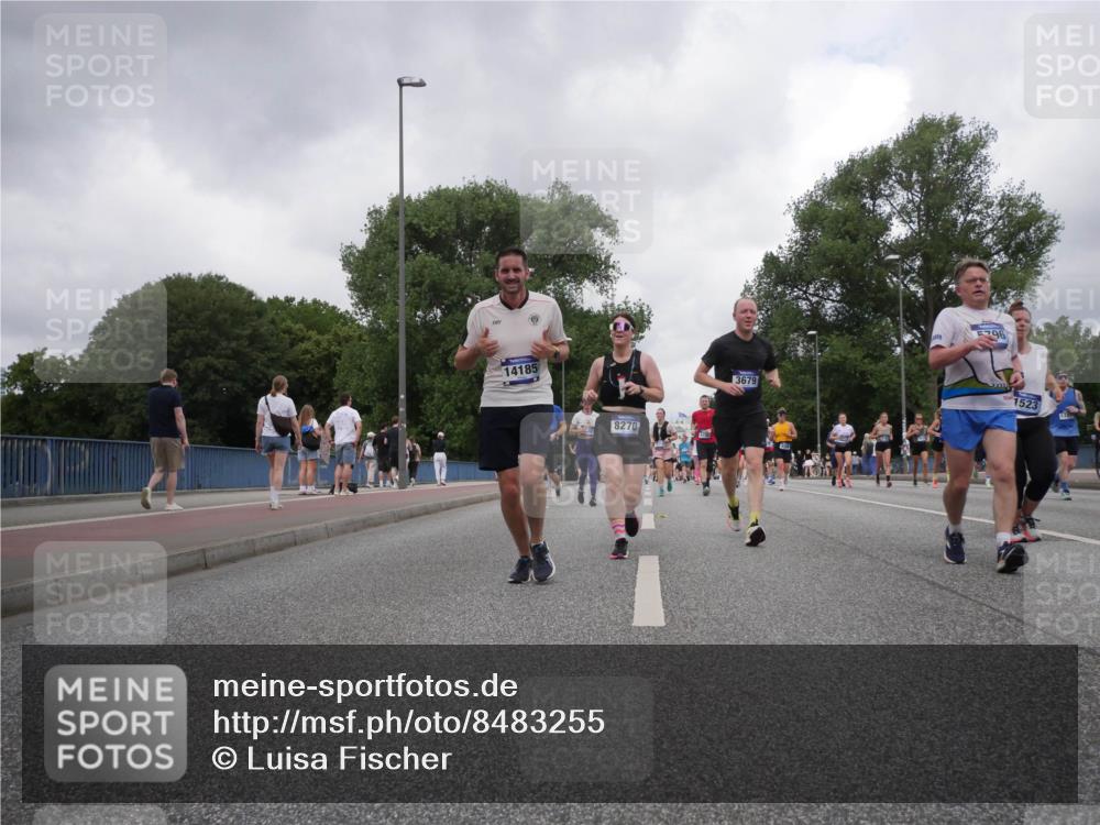 29.06.2025 - hella hamburg halbmarathon Luisa Fischer http://msf.ph/oto/8483255 29.06.2025 10:51:06 Kennedybrücke 14185, 8270, 3679, 796, 1523, 1430, 1523, 2163, 2407, 2882, 3679, 4239, 4974, 5796, 6255, 6256, 6879, 8270, 9356, 10658, 10777 meine-sportfotos.de