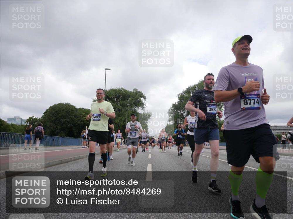 29.06.2025 - hella hamburg halbmarathon Luisa Fischer http://msf.ph/oto/8484269 29.06.2025 10:51:33 Kennedybrücke 7403, 18415, 117, 8774, 3933, 1246, 1639, 1645, 2627, 2704, 3049, 3504, 3933, 4856, 5886, 7412, 7427, 7970, 8077, 8310, 8948, 9696 meine-sportfotos.de