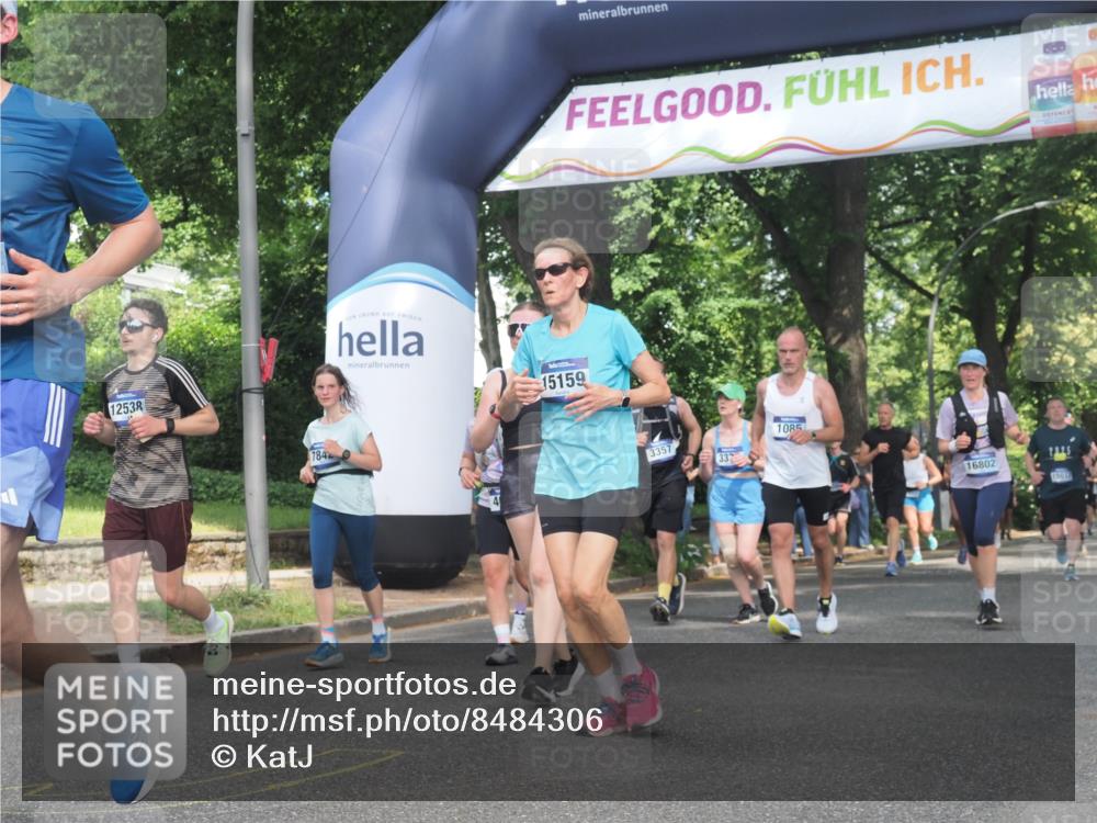 29.06.2025 - hella hamburg halbmarathon KatJ http://msf.ph/oto/8484306 29.06.2025 11:35:47 Zwischen KM18-KM19 1085, 2941, 3232, 3357, 3377, 3879, 4044, 5099, 5790, 5902, 5905 meine-sportfotos.de