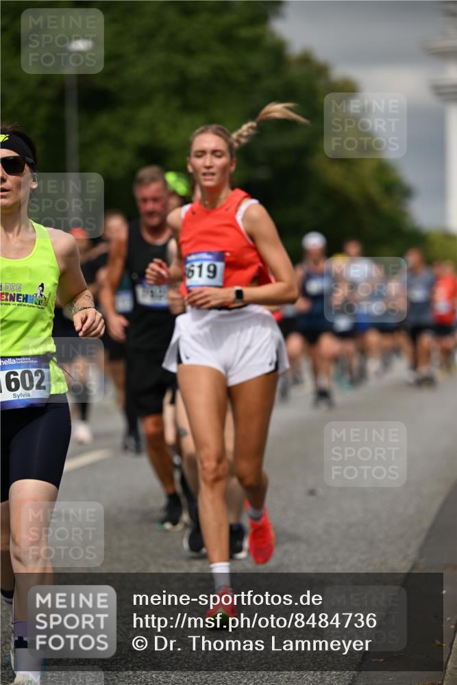 29.06.2025 - hella hamburg halbmarathon Dr. Thomas Lammeyer http://msf.ph/oto/8484736 29.06.2025 10:20:53 Kennedybrücke 1117, 1240, 1602, 1825, 2347, 3023, 3088, 3450, 3622, 3687, 5036, 5037, 6488, 6941, 6948, 7257, 7345, 7358, 7360, 7376, 7924, 7928, 8317, 8513, 8619, 8857, 9091, 9208, 9332, 9492, 9664, 9675, 9676, 9891, 10076, 10165, 10314, 10317, 10320, 10391, 10926, 11335, 11410 meine-sportfotos.de