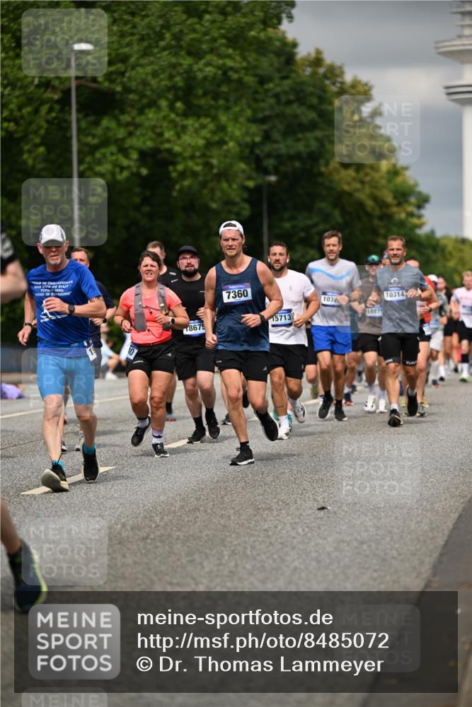 29.06.2025 - hella hamburg halbmarathon Dr. Thomas Lammeyer http://msf.ph/oto/8485072 29.06.2025 10:20:55 Kennedybrücke 1117, 1240, 1602, 1825, 2347, 3023, 3088, 3450, 3622, 5036, 5037, 6328, 6488, 6941, 6948, 7257, 7345, 7358, 7360, 7376, 7924, 7928, 8317, 8513, 8619, 8857, 8983, 9091, 9208, 9332, 9492, 9664, 9675, 9676, 10165, 10314, 10317, 10320, 10391, 10926, 11335, 11410 meine-sportfotos.de