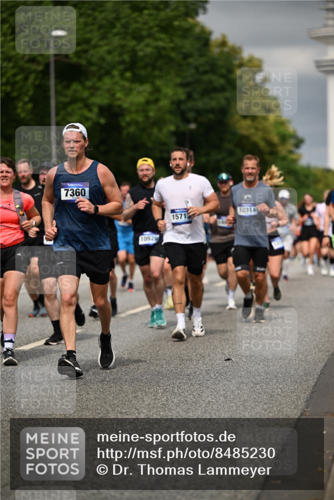 29.06.2025 - hella hamburg halbmarathon Dr. Thomas Lammeyer http://msf.ph/oto/8485230 29.06.2025 10:20:57 Kennedybrücke 1117, 1240, 1403, 1602, 1825, 2347, 3023, 3088, 3450, 3622, 5037, 6328, 6488, 6941, 6948, 7257, 7345, 7360, 7376, 7924, 7928, 8317, 8513, 8619, 8983, 9091, 9208, 9492, 9664, 9675, 9676, 10165, 10314, 10317, 10320, 10377, 10391, 10926, 11335, 11410 meine-sportfotos.de