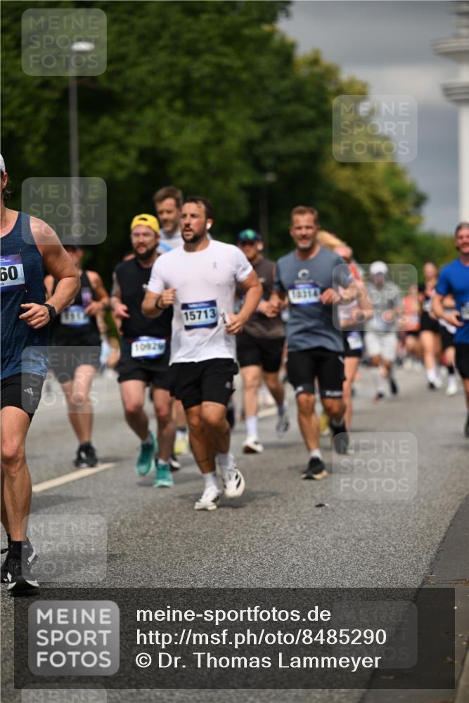 29.06.2025 - hella hamburg halbmarathon Dr. Thomas Lammeyer http://msf.ph/oto/8485290 29.06.2025 10:20:58 Kennedybrücke 1117, 1240, 1403, 1602, 1825, 3023, 3088, 3450, 3622, 5037, 6328, 6488, 6941, 6948, 7257, 7345, 7360, 7376, 7924, 7928, 8317, 8513, 8619, 8983, 9091, 9208, 9664, 9675, 9676, 10165, 10314, 10317, 10320, 10377, 10391, 10735, 10926, 11335, 11410 meine-sportfotos.de