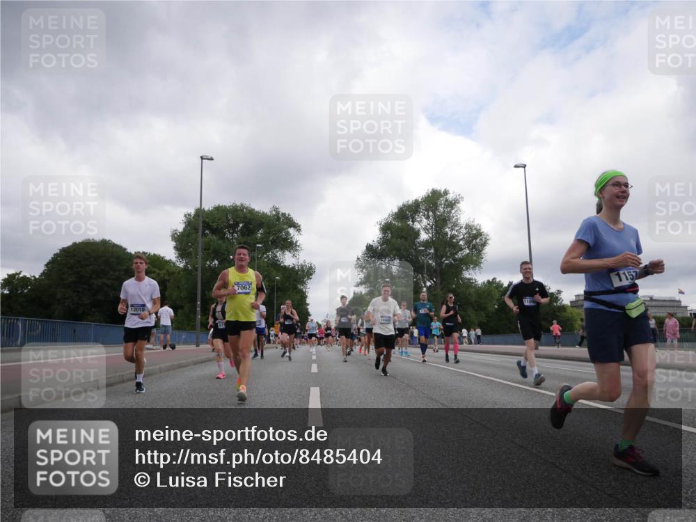 29.06.2025 - hella hamburg halbmarathon Luisa Fischer http://msf.ph/oto/8485404 29.06.2025 10:52:06 Kennedybrücke 12010, 7062, 1157, 1157, 1174, 1175, 1392, 2067, 3486, 4327, 7532, 8719, 10794 meine-sportfotos.de