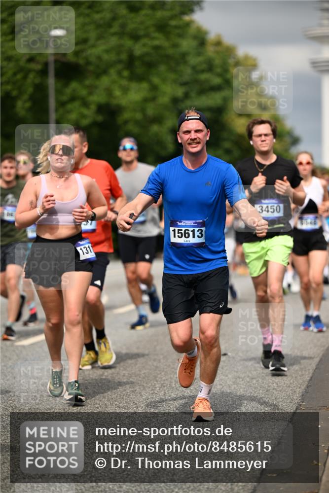29.06.2025 - hella hamburg halbmarathon Dr. Thomas Lammeyer http://msf.ph/oto/8485615 29.06.2025 10:21:02 Kennedybrücke 1117, 1240, 1403, 1602, 1825, 3023, 3088, 3450, 3622, 5037, 5390, 6126, 6328, 6488, 6522, 6941, 6948, 7114, 7115, 7257, 7345, 7360, 7376, 7924, 7928, 8317, 8513, 8619, 8983, 9091, 9208, 9259, 9664, 9675, 9676, 10165, 10314, 10317, 10320, 10377, 10391, 10592, 10735, 10926, 11335, 11410 meine-sportfotos.de