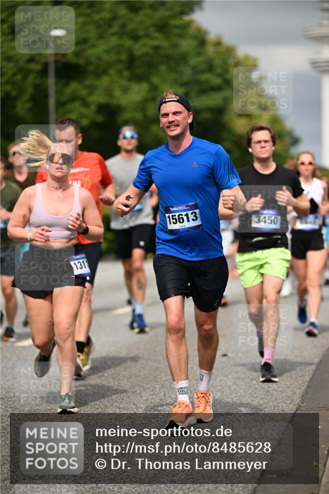 29.06.2025 - hella hamburg halbmarathon Dr. Thomas Lammeyer http://msf.ph/oto/8485628 29.06.2025 10:21:02 Kennedybrücke 1117, 1240, 1403, 1602, 1825, 3023, 3088, 3450, 3622, 5037, 5390, 6126, 6328, 6488, 6522, 6941, 6948, 7114, 7115, 7257, 7345, 7360, 7376, 7924, 7928, 8317, 8513, 8619, 8983, 9091, 9208, 9259, 9664, 9675, 9676, 10165, 10314, 10317, 10320, 10377, 10391, 10592, 10735, 10926, 11335, 11410 meine-sportfotos.de