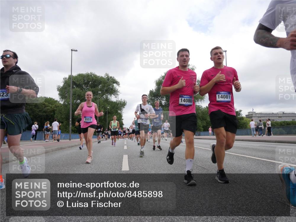 29.06.2025 - hella hamburg halbmarathon Luisa Fischer http://msf.ph/oto/8485898 29.06.2025 10:52:20 Kennedybrücke 23, 5551, 18782, 16935, 14080, 14081, 1142, 1626, 2475, 3086, 3383, 5551, 9341, 10204 meine-sportfotos.de