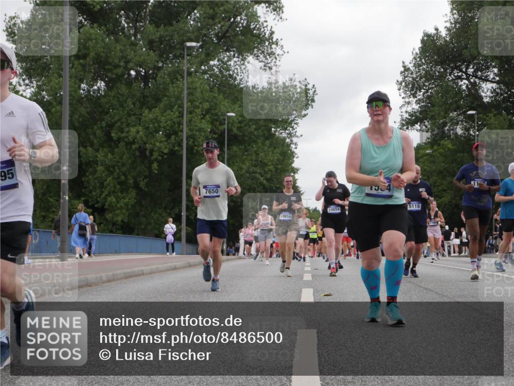 29.06.2025 - hella hamburg halbmarathon Luisa Fischer http://msf.ph/oto/8486500 29.06.2025 10:52:42 Kennedybrücke 95, 7650, 10656, 2437, 10654, 5118, 1167, 1584, 2668, 3253, 4769, 5118, 7203, 7650, 7947, 7948, 8065, 10130, 10654 meine-sportfotos.de
