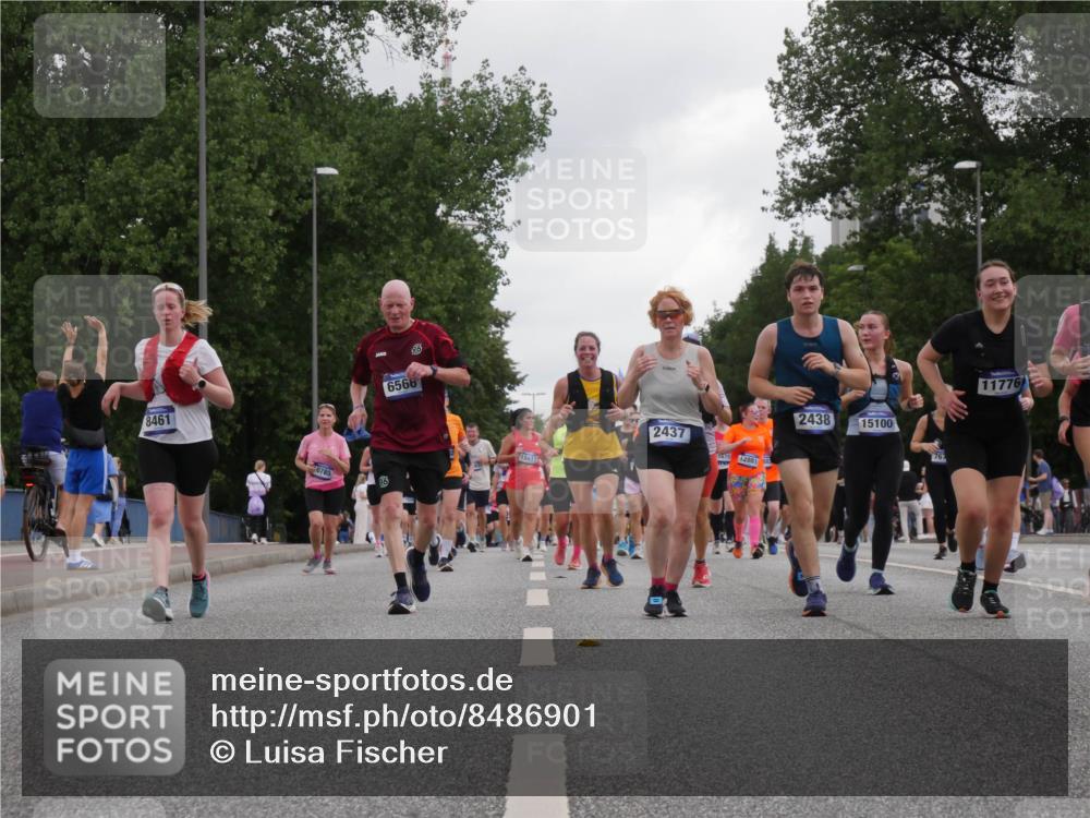 29.06.2025 - hella hamburg halbmarathon Luisa Fischer http://msf.ph/oto/8486901 29.06.2025 10:52:51 Kennedybrücke 8461, 0785, 6566, 96, 15411, 2437, 1675, 12881, 38, 2438, 15100, 11776, 2437, 2438, 2716, 3253, 5479, 5480, 7679, 10654, 10782 meine-sportfotos.de