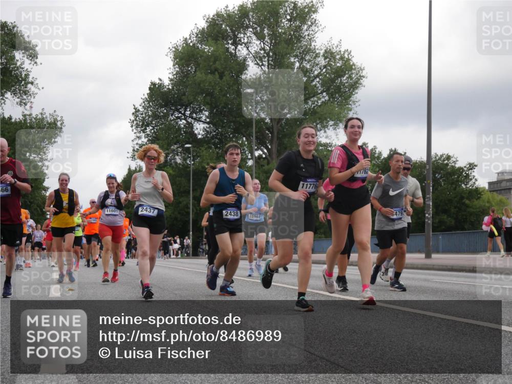 29.06.2025 - hella hamburg halbmarathon Luisa Fischer http://msf.ph/oto/8486989 29.06.2025 10:52:53 Kennedybrücke 66, 11601, 2437, 2438, 16944, 1762, 11776, 479, 2437, 2438, 2716, 2997, 3253, 5479, 5480, 7679, 10782 meine-sportfotos.de