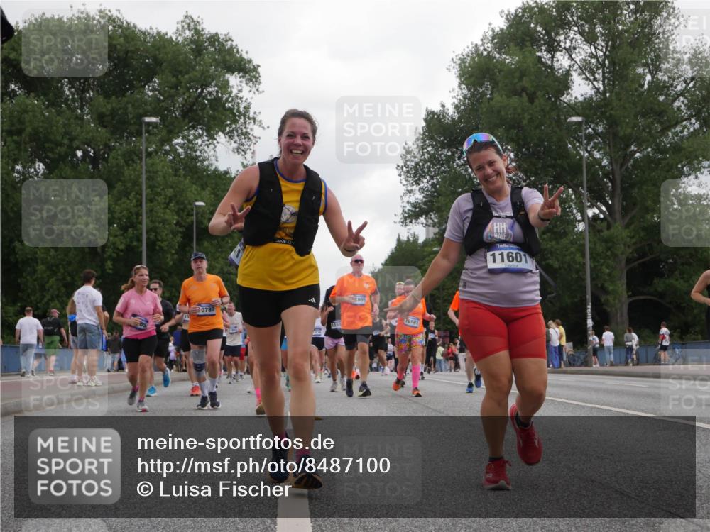 29.06.2025 - hella hamburg halbmarathon Luisa Fischer http://msf.ph/oto/8487100 29.06.2025 10:52:56 Kennedybrücke 0782, 1553, 865, 2881, 11601, 1805, 2437, 2438, 2716, 2997, 5479, 5480, 7679, 9162, 10782 meine-sportfotos.de