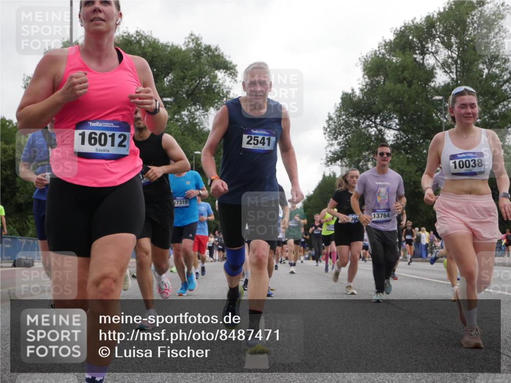 29.06.2025 - hella hamburg halbmarathon Luisa Fischer http://msf.ph/oto/8487471 29.06.2025 10:53:07 Kennedybrücke 16012, 2541, 17315, 14389, 1439, 13764, 10038, 1805, 2541, 4589, 5106, 5997, 6694, 9015, 9162, 10038, 10704 meine-sportfotos.de